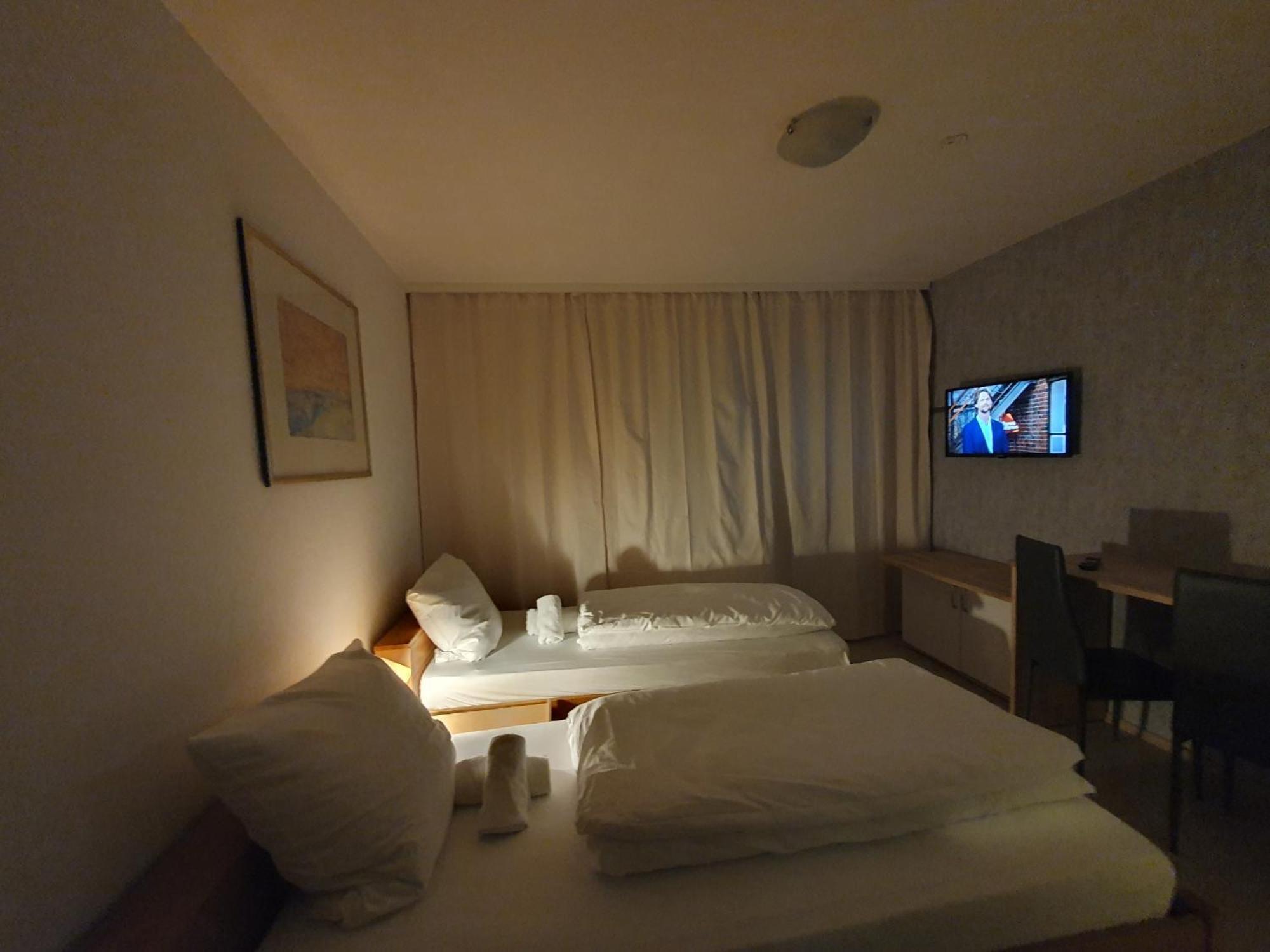 Citypark Hotel โคโลญ ภายนอก รูปภาพ