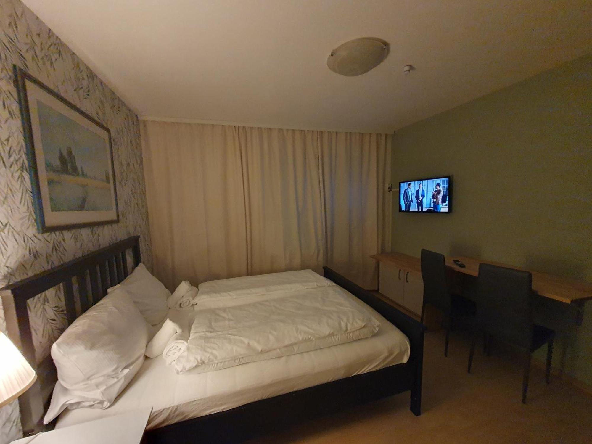 Citypark Hotel โคโลญ ภายนอก รูปภาพ